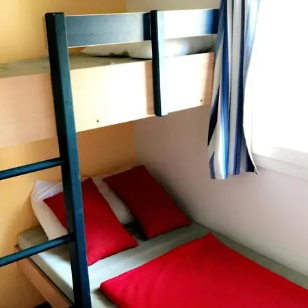 مكان تخييم La Croix Du Sud راماتويل