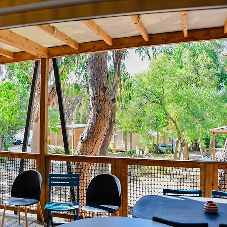 Camping La Croix Du Sud