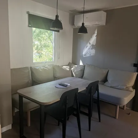 La Croix Du Sud Kemping 4*