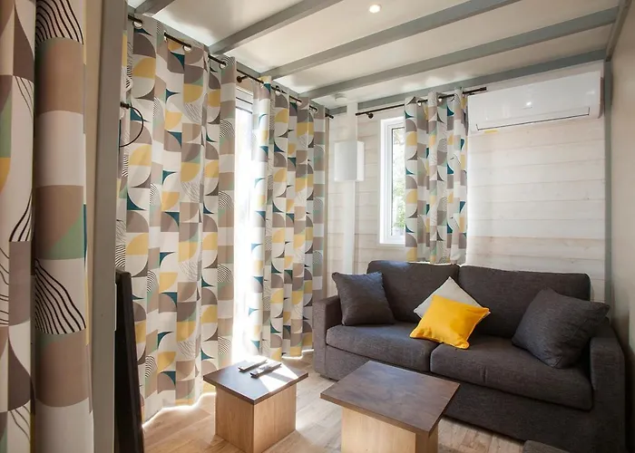 La Croix Du Sud Kemp