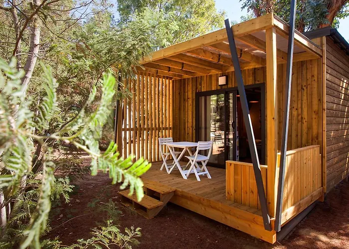 אתר קמפינג La Croix Du Sud