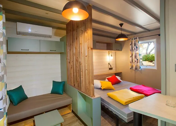 אתר קמפינג La Croix Du Sud