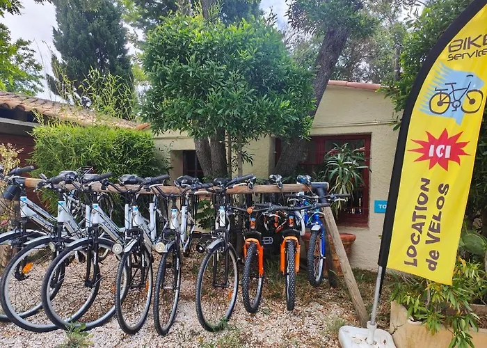 La Croix Du Sud Camping